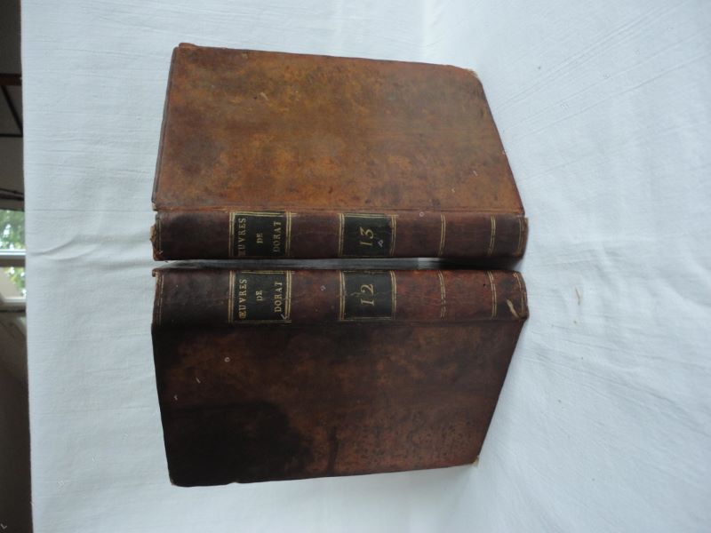 DORAT (Claude-Joseph) - Les sacrifices de l'amour, ou lettres de la vicomtesse de Senanges et du chevalier de Versenai ; suivies de Sylvie et Molshoff. Premire et deuxime parties. Tome 12 et 13 seuls de ses oeuvres.