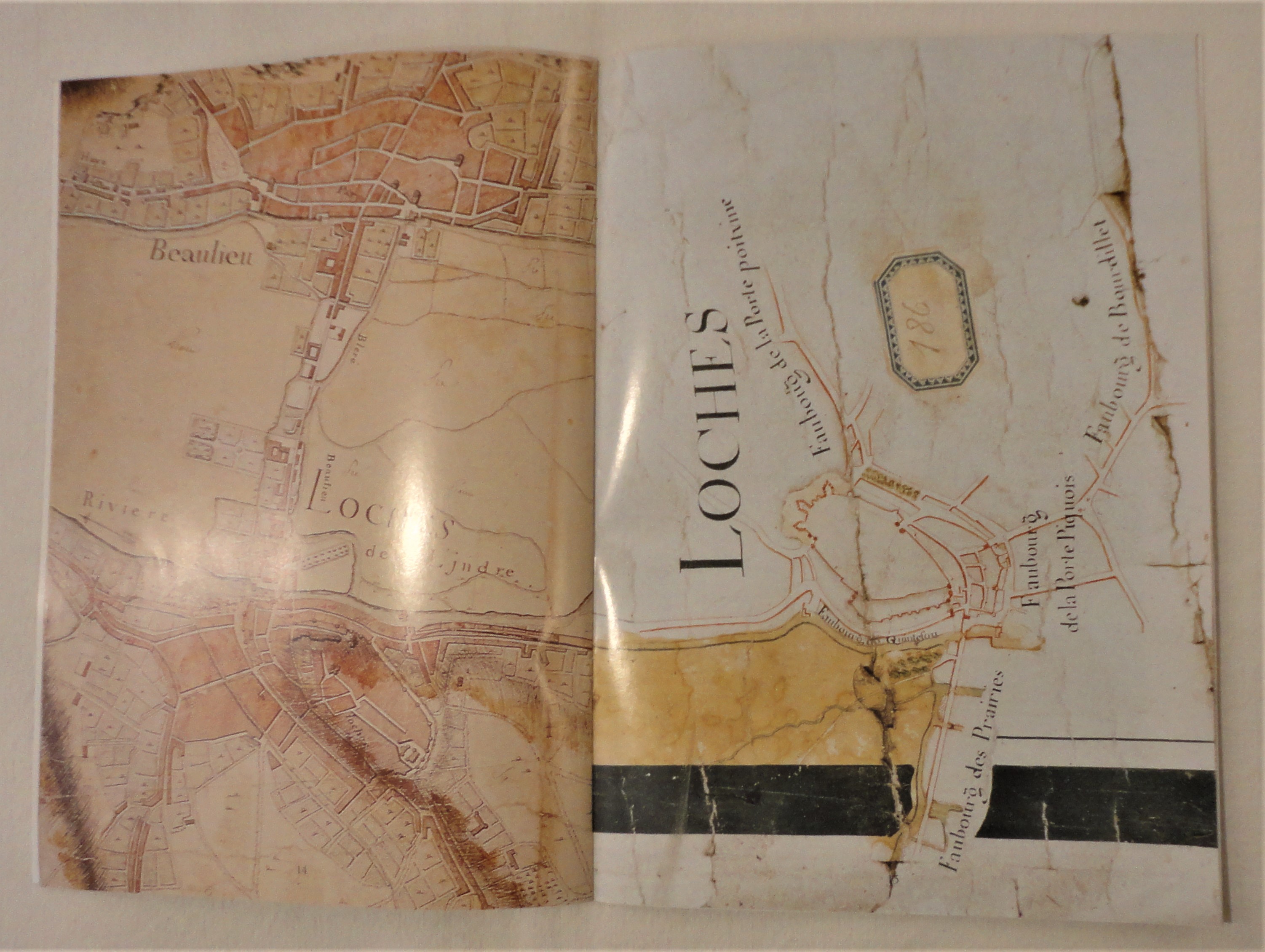  - Loches et Baulieu. Gravures et plans anciens.