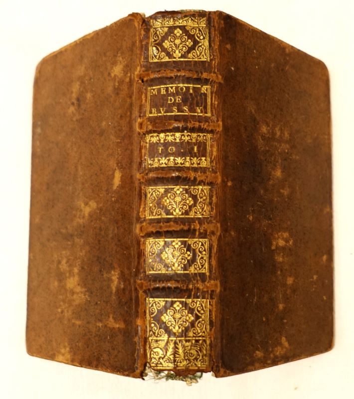 BUSSY-RABUTIN (Michel de). - Les mmoires de messire Roger de Rabutin. comte de Bussy, lieutenant-gnral des armes du Roy, et mestre de camp gnral de la cavalerie lgre. Tome 1 seul.